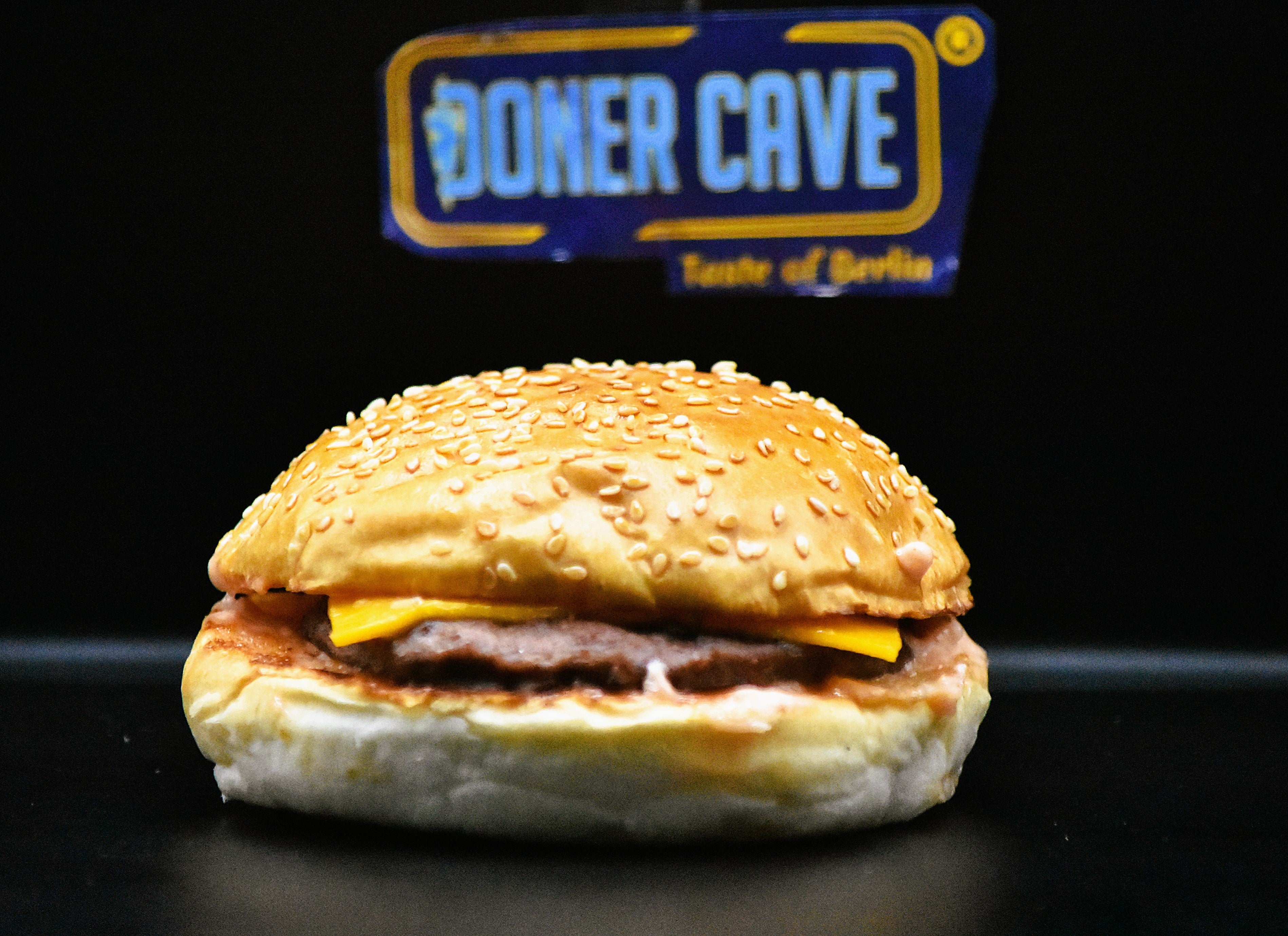 DC Cheeseburger ��
