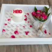 Mini Cake With Baby Roses 1