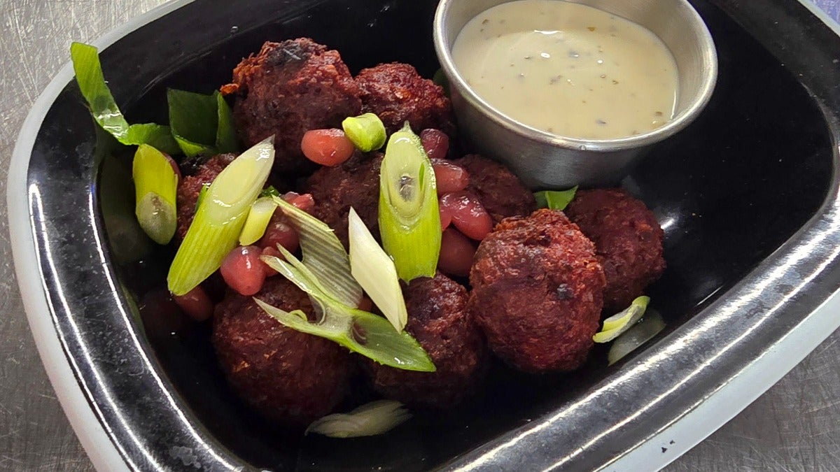 Beetroot Falafel (VO)(VG)