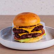 1/2 Pounder Cheeseburger