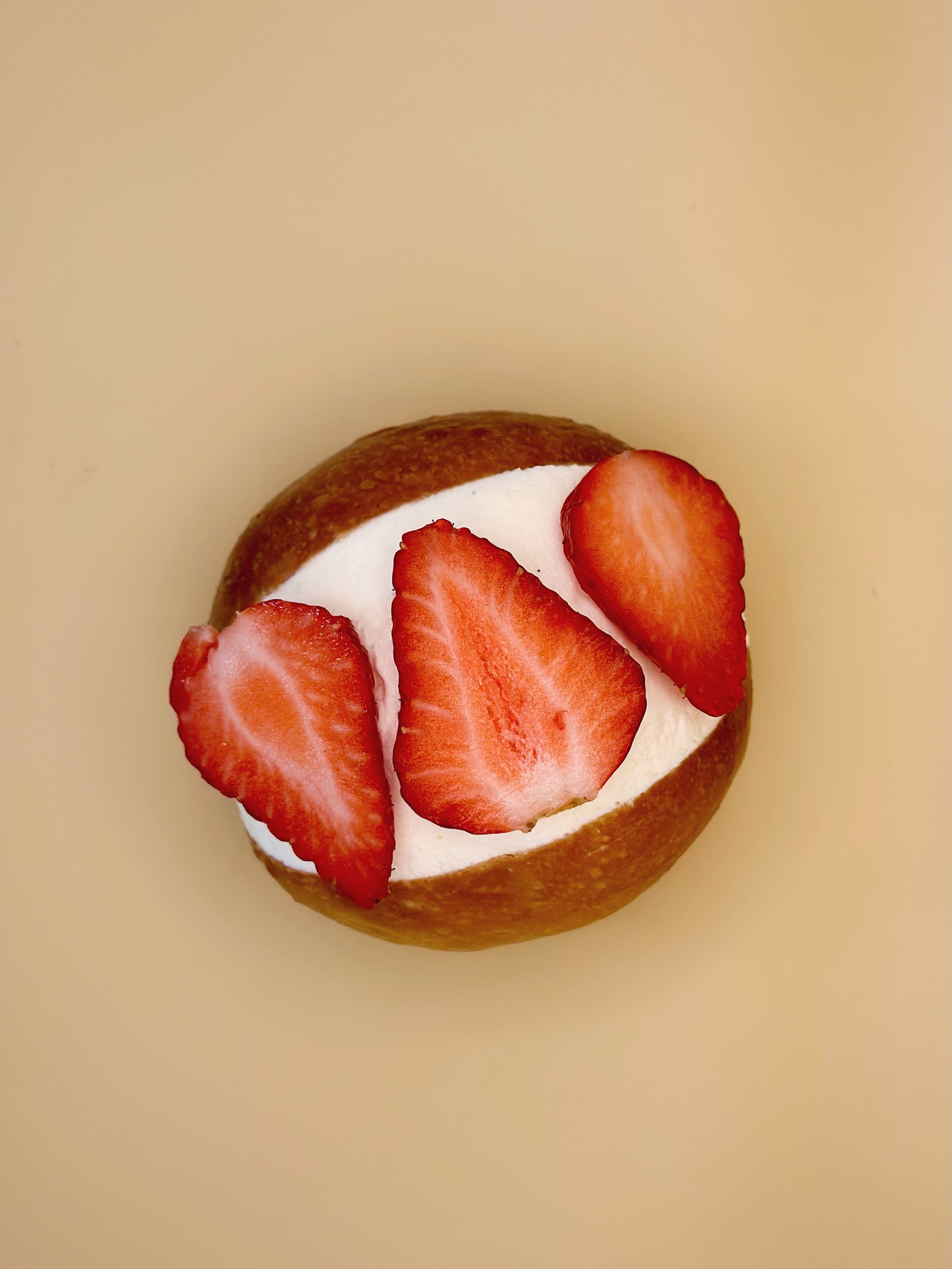 Maritozzo Bun Fragole