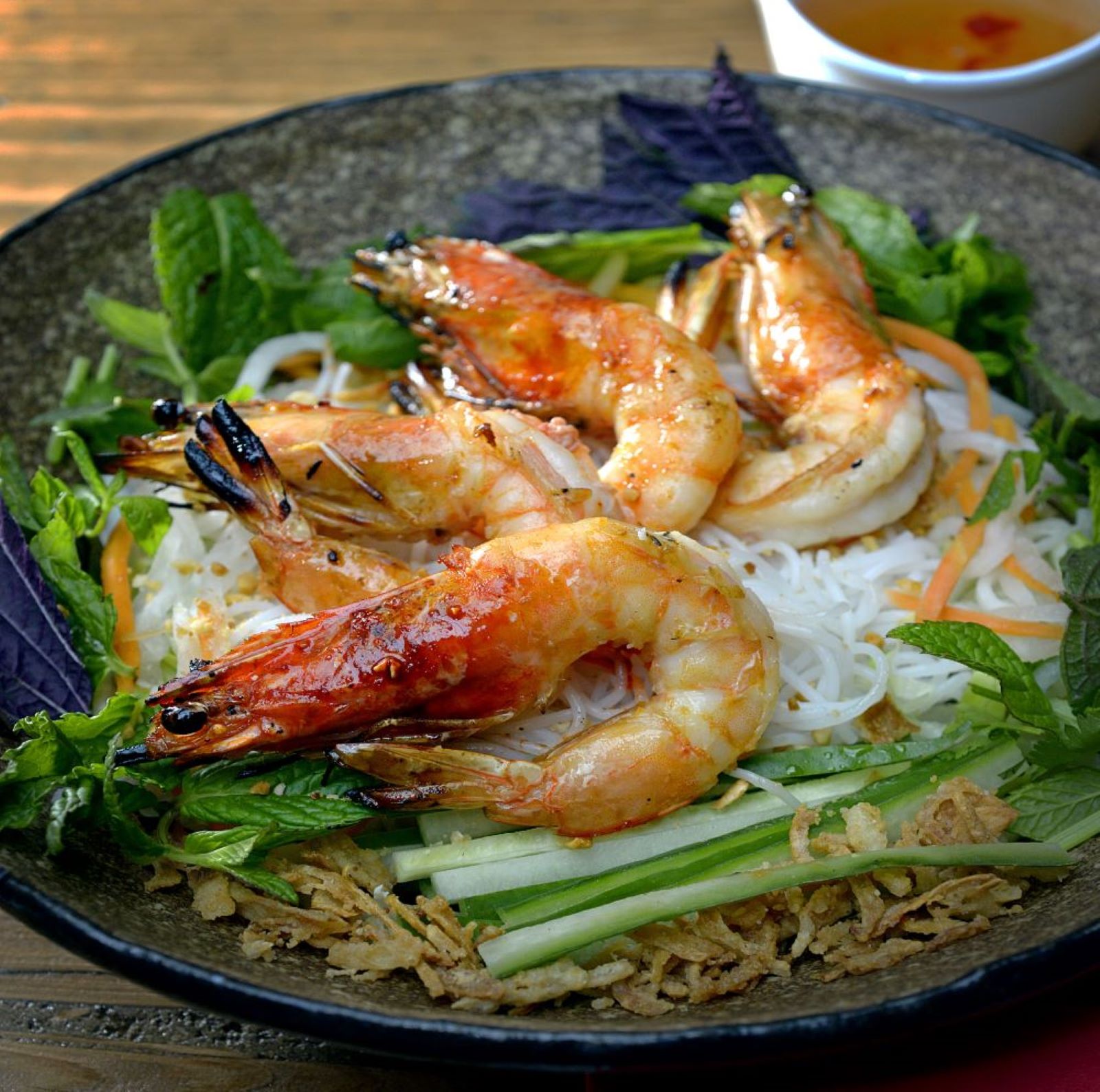 Bún Tôm Nư  ớng ( Chargrilled Fresh Water Prawns )