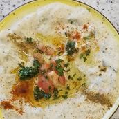Beirut style hummus