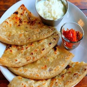 Tawa Paratha Paneer