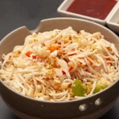 Burnt Garlic Noodles with Chilli Paneer Gravy Combo