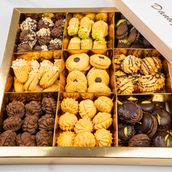 Petit Four Box