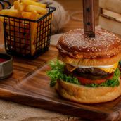 Deluxe Burger