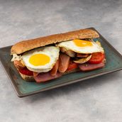 ENGLISH BREAKFAST ROLL