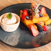 Berry Blisd French Toast