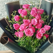 5 Pink Baby Rose In Black Cover