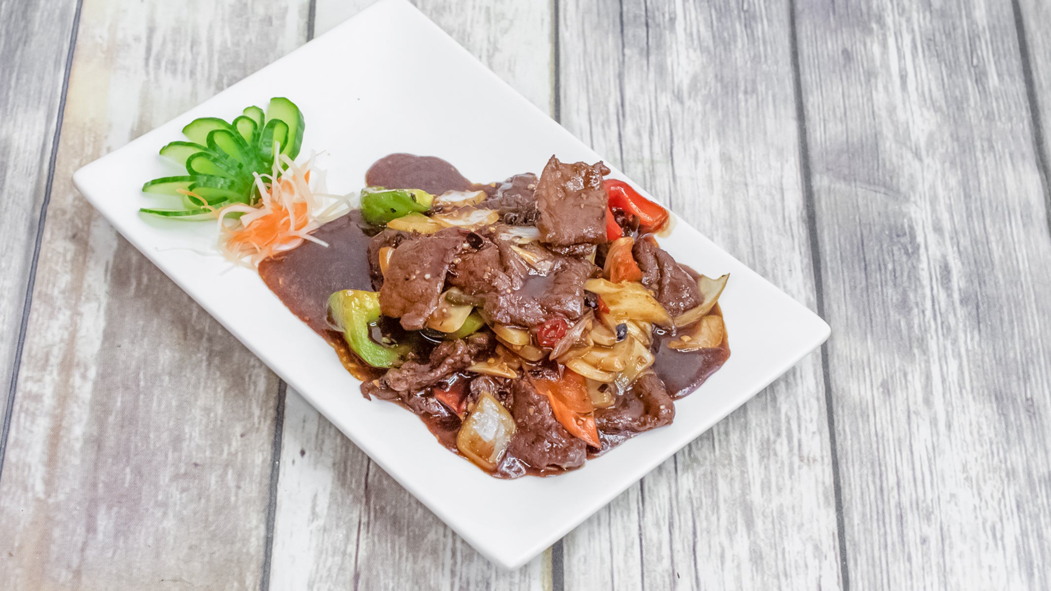 Beef With Green Pepper & Black Bean Sauce 豉汁牛肉