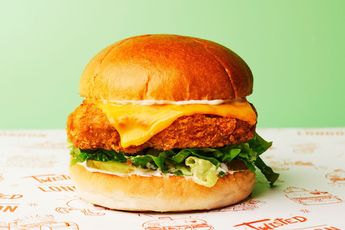 Veggie Chick’n & Cheese (v)
