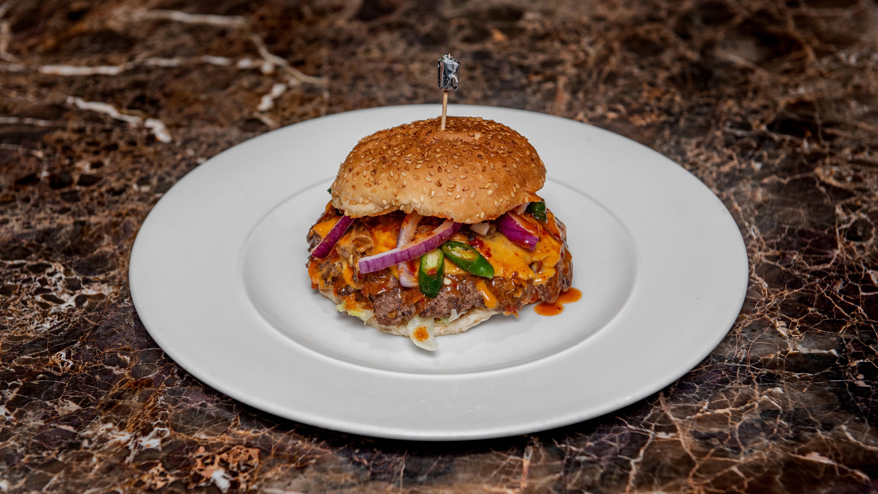 Smashed Beef Burger (Hot)