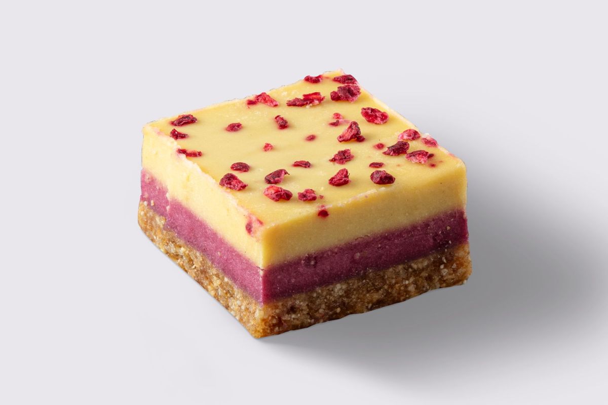 Raw Passionfruit & Raspberry Square