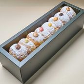 Royal box of 8