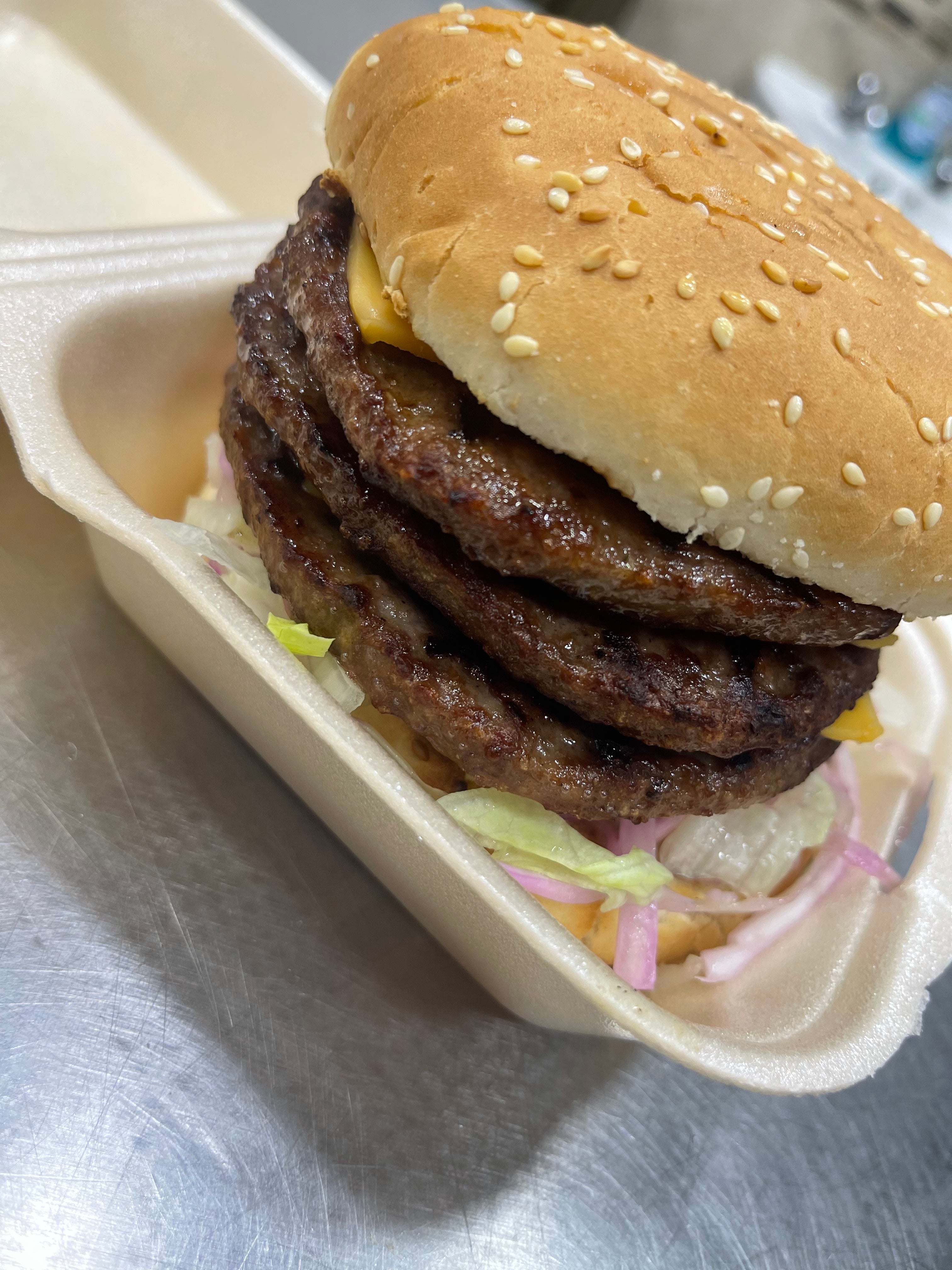 Mega Burger