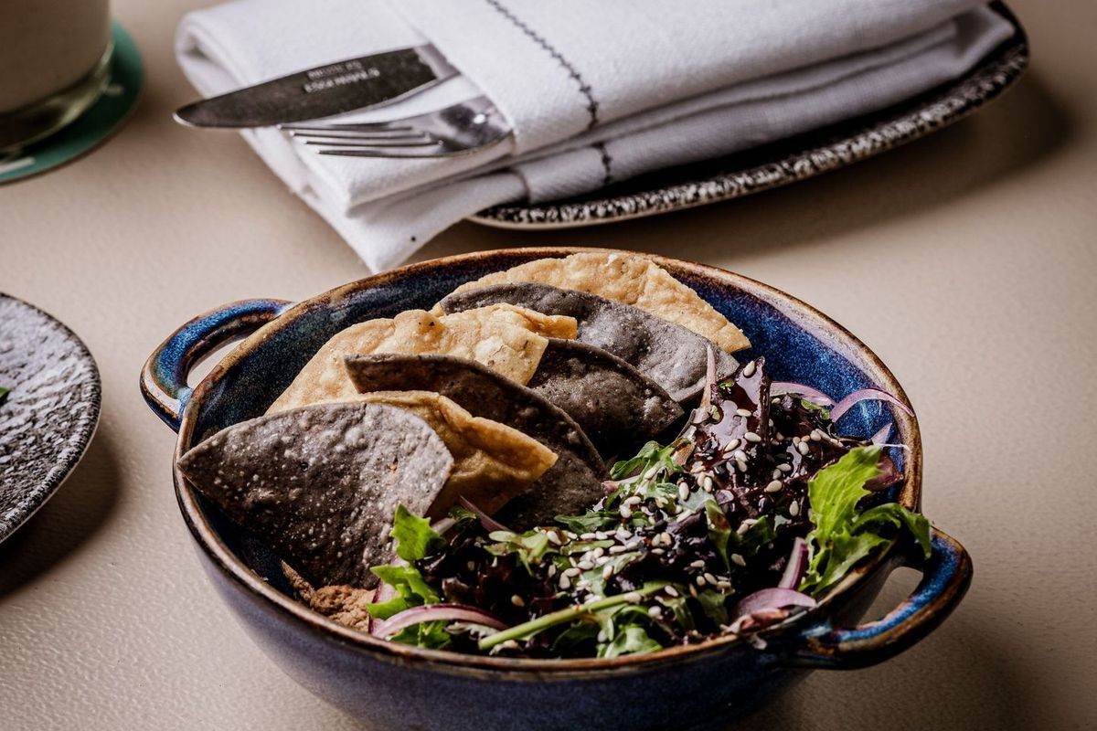 Black Bean Hummus