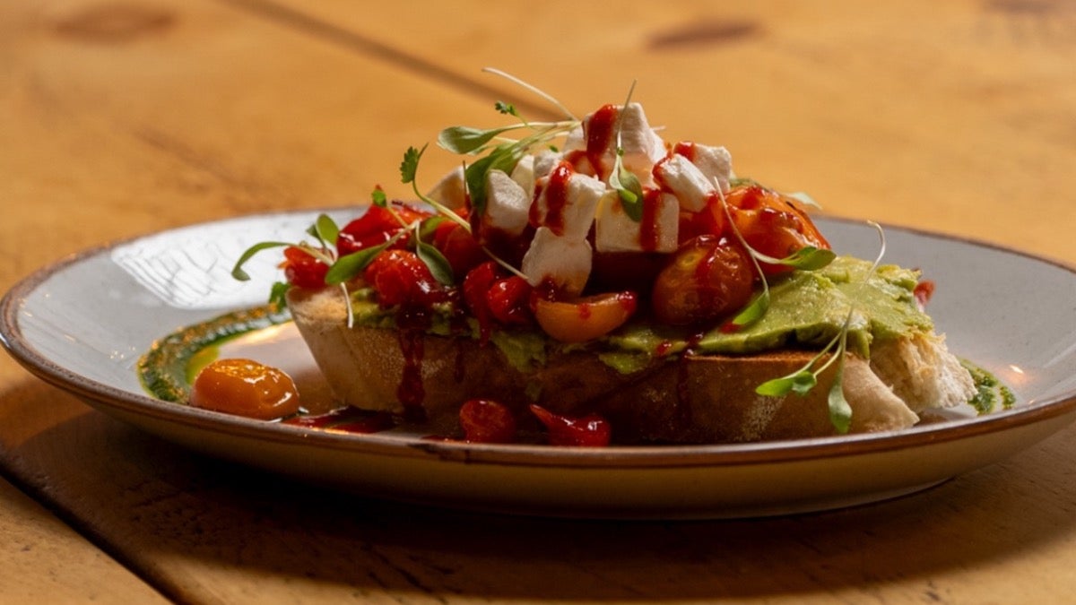 Smashed Avo On Toast (VG)
