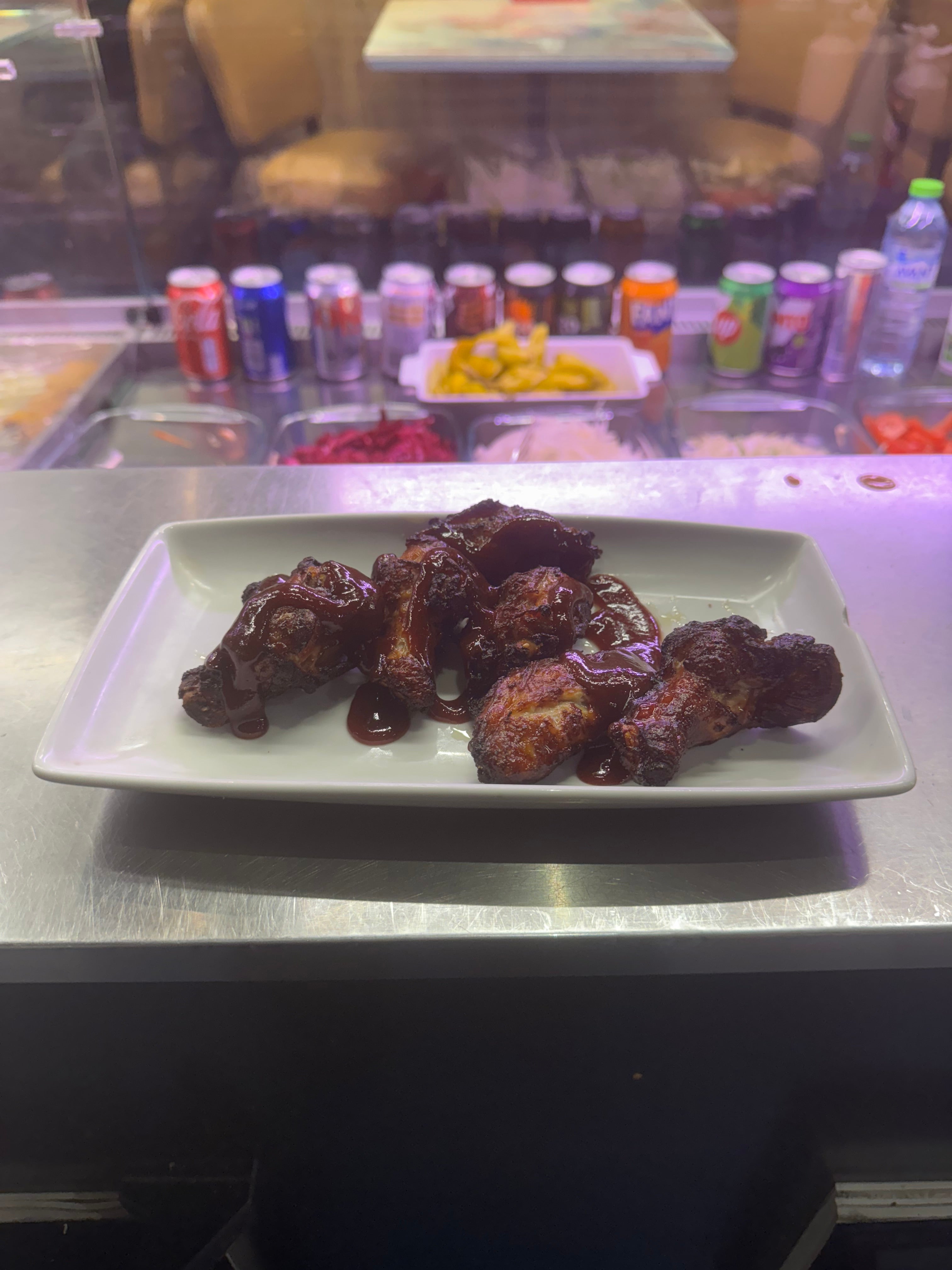 6 BBQ Wings