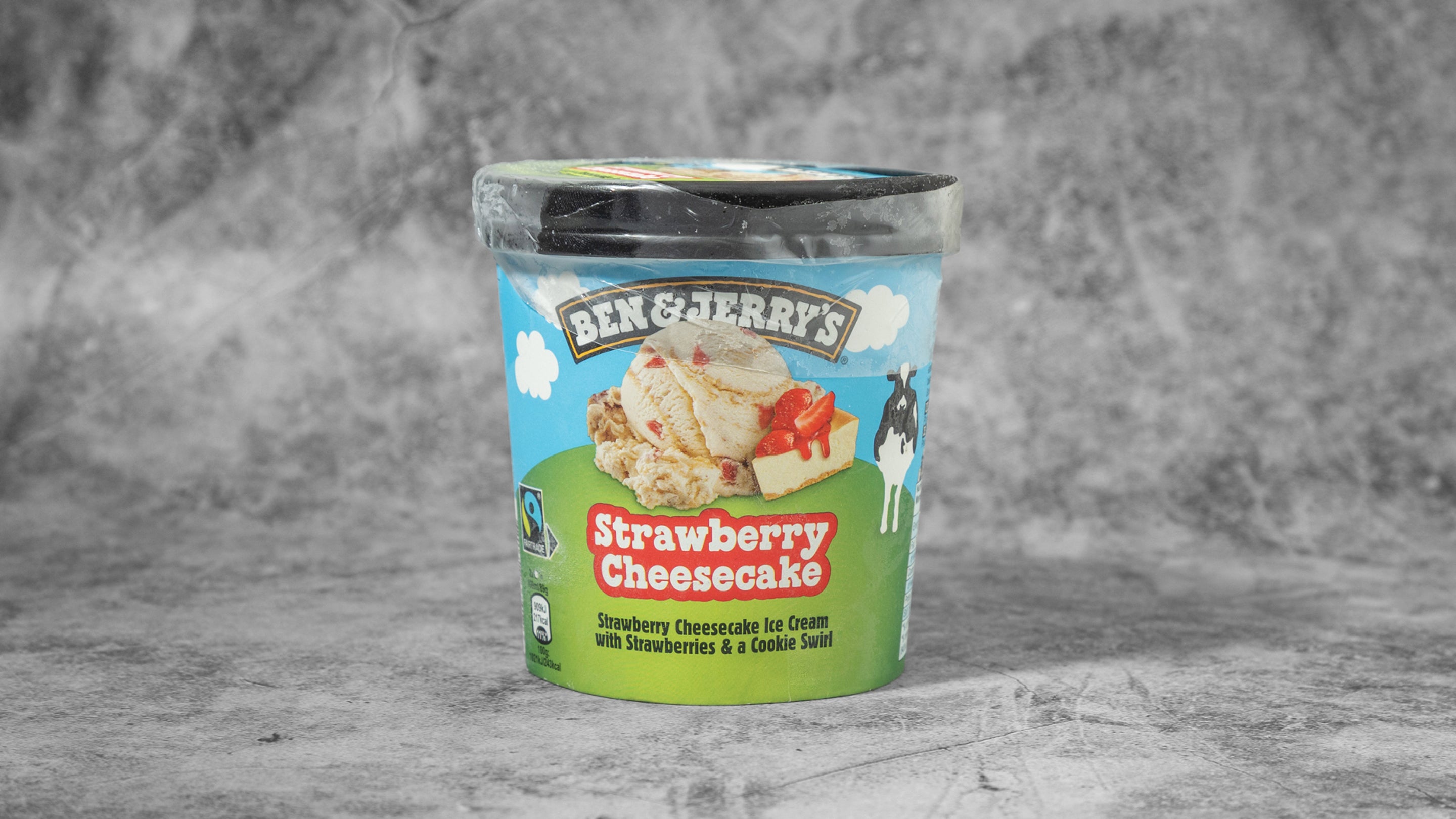 Ben & Jerry's Ice Cream Strawberry Cheesecake 465 ML