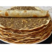 5 Pieces Of Meat With Dough And Pomegranate Molasses