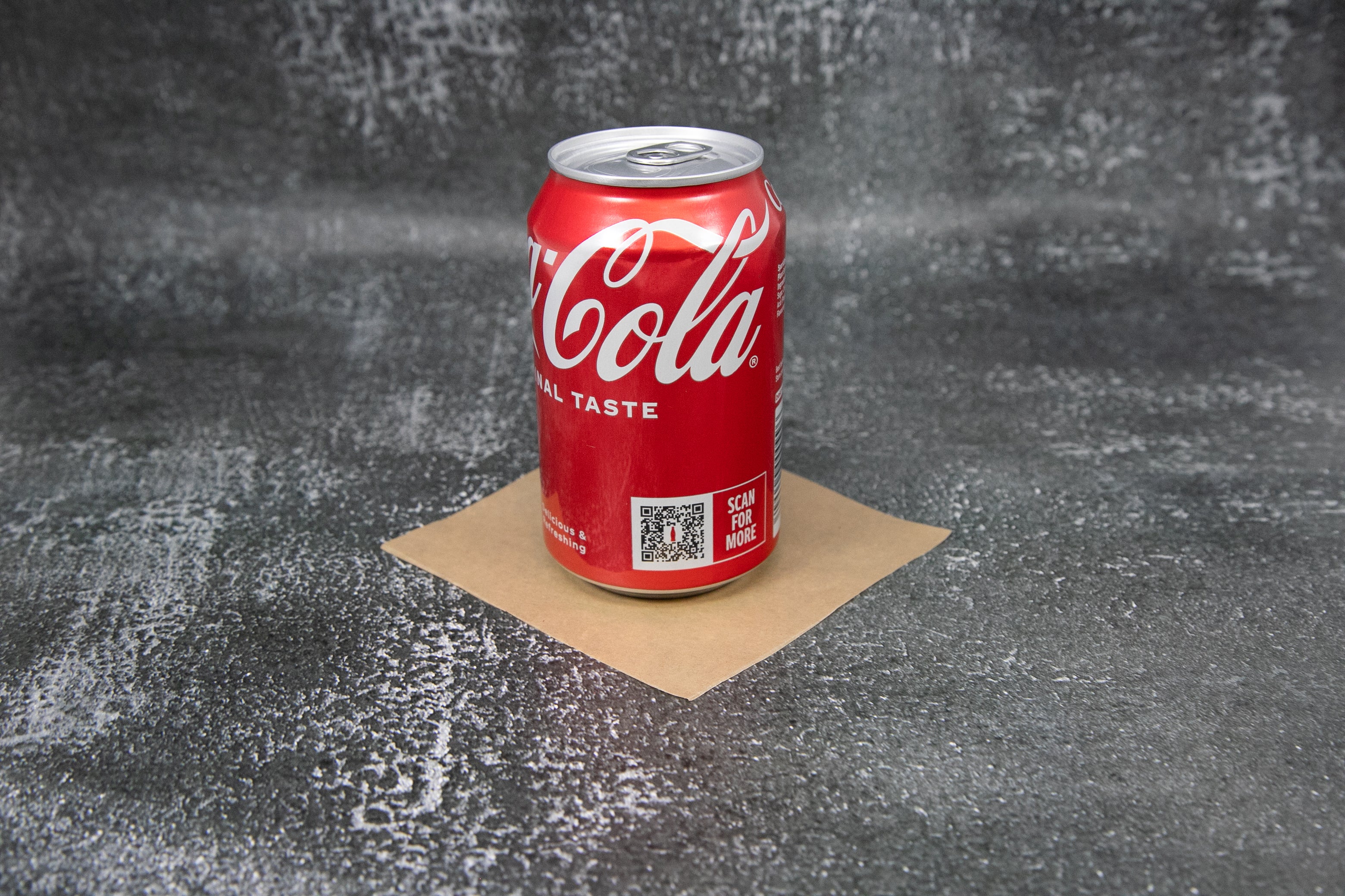 Coke (330ml)