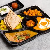 Raju Ban Gaya Gentleman Thali Combo 