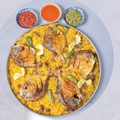 Zubaidi Mutabbaq Tray for 5 People
