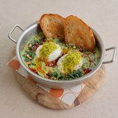 PISTACHIO EGGS 