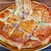 Crispy chicken pie