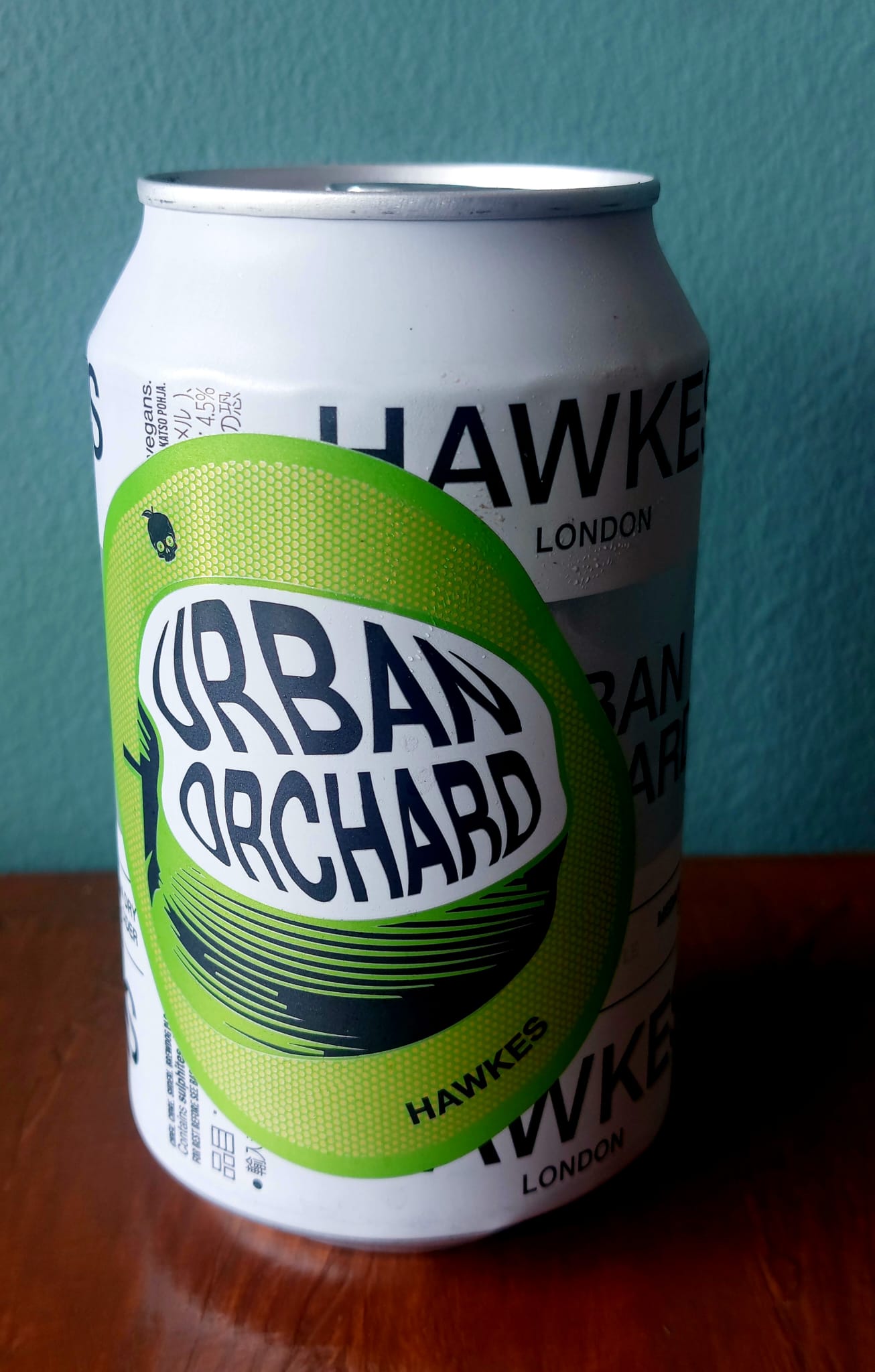 Urban Orchard medium dry cider