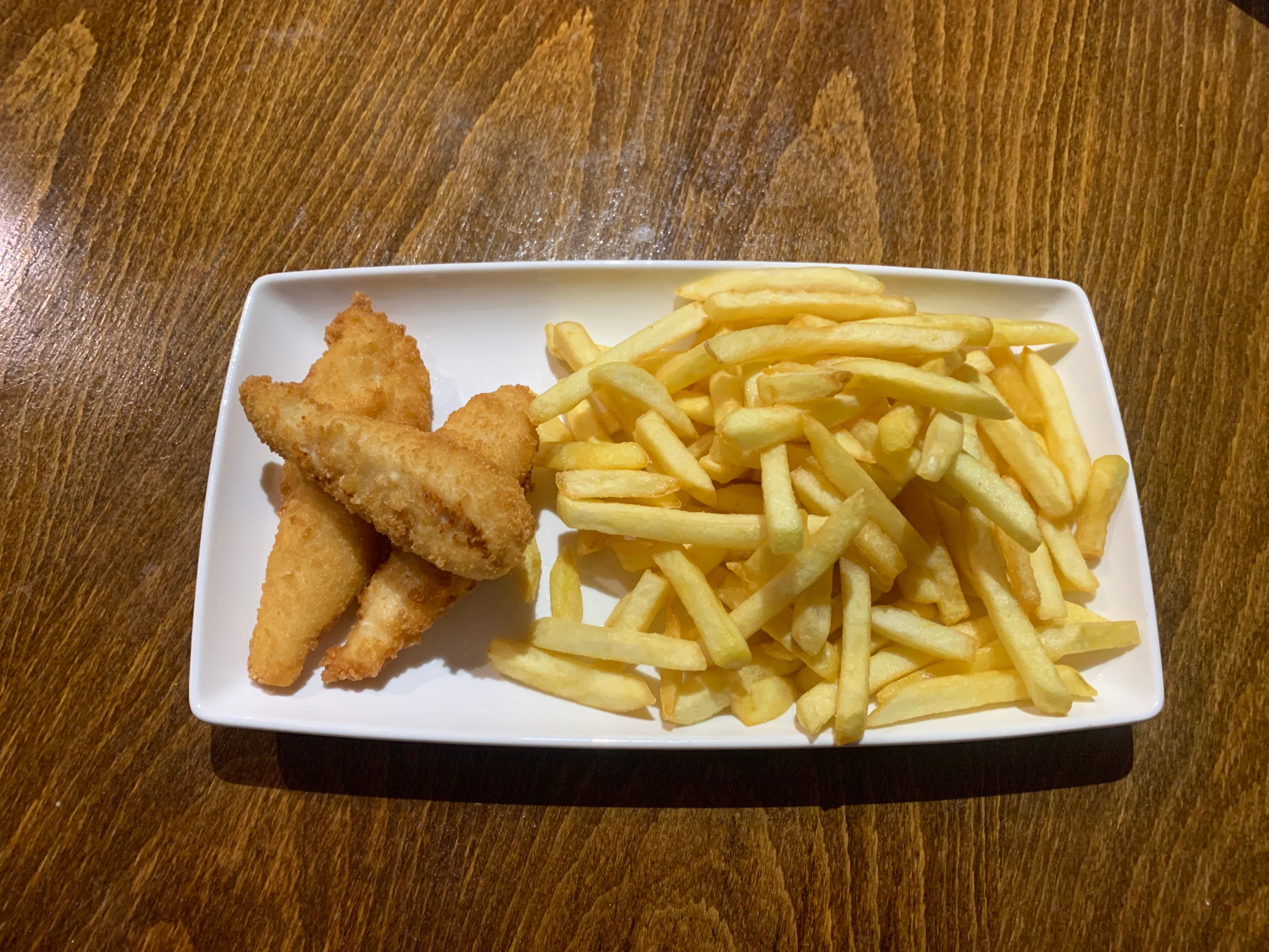 4 Crispy Chicken Fillet with Chips