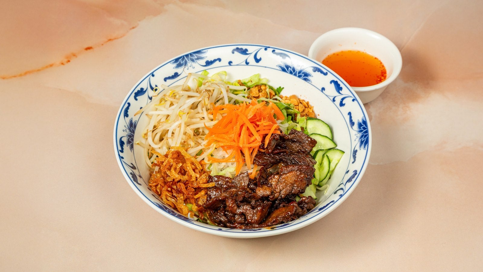 No.36 Bun Bo Xao 牛肉捞米粉
