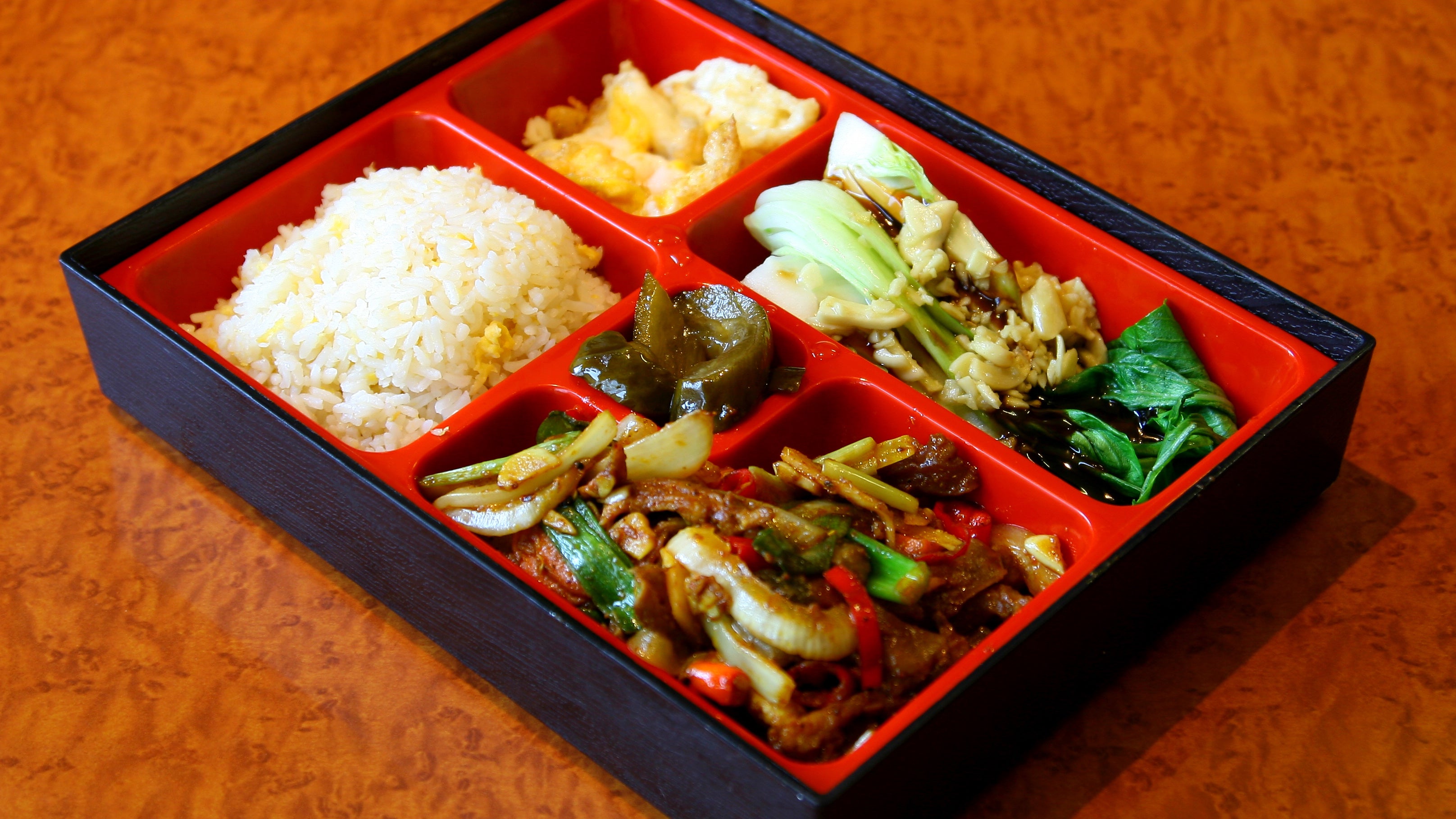 Intestine Bento 蒙古肥肠套餐