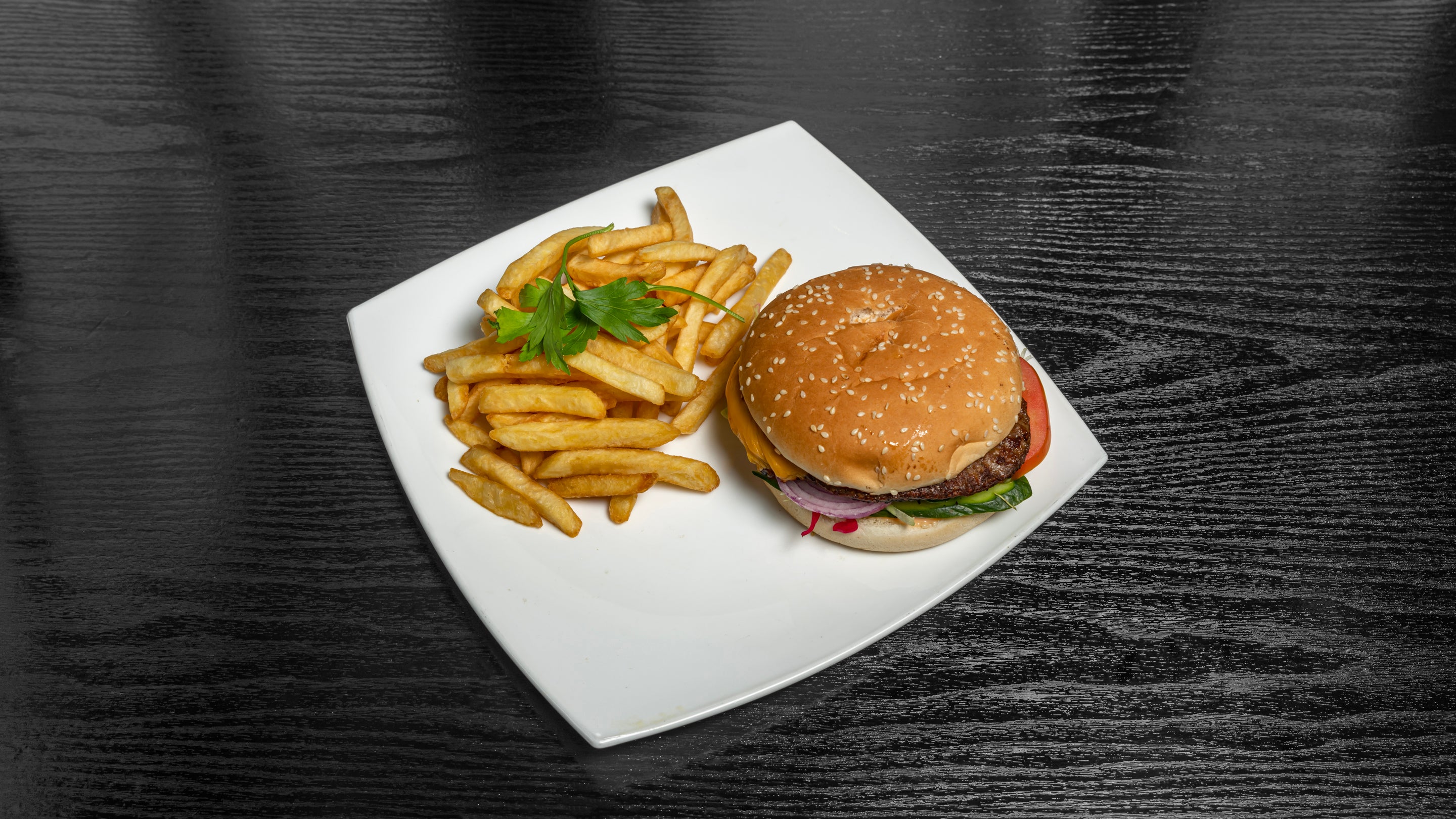 1/4 quarter pounder and chips