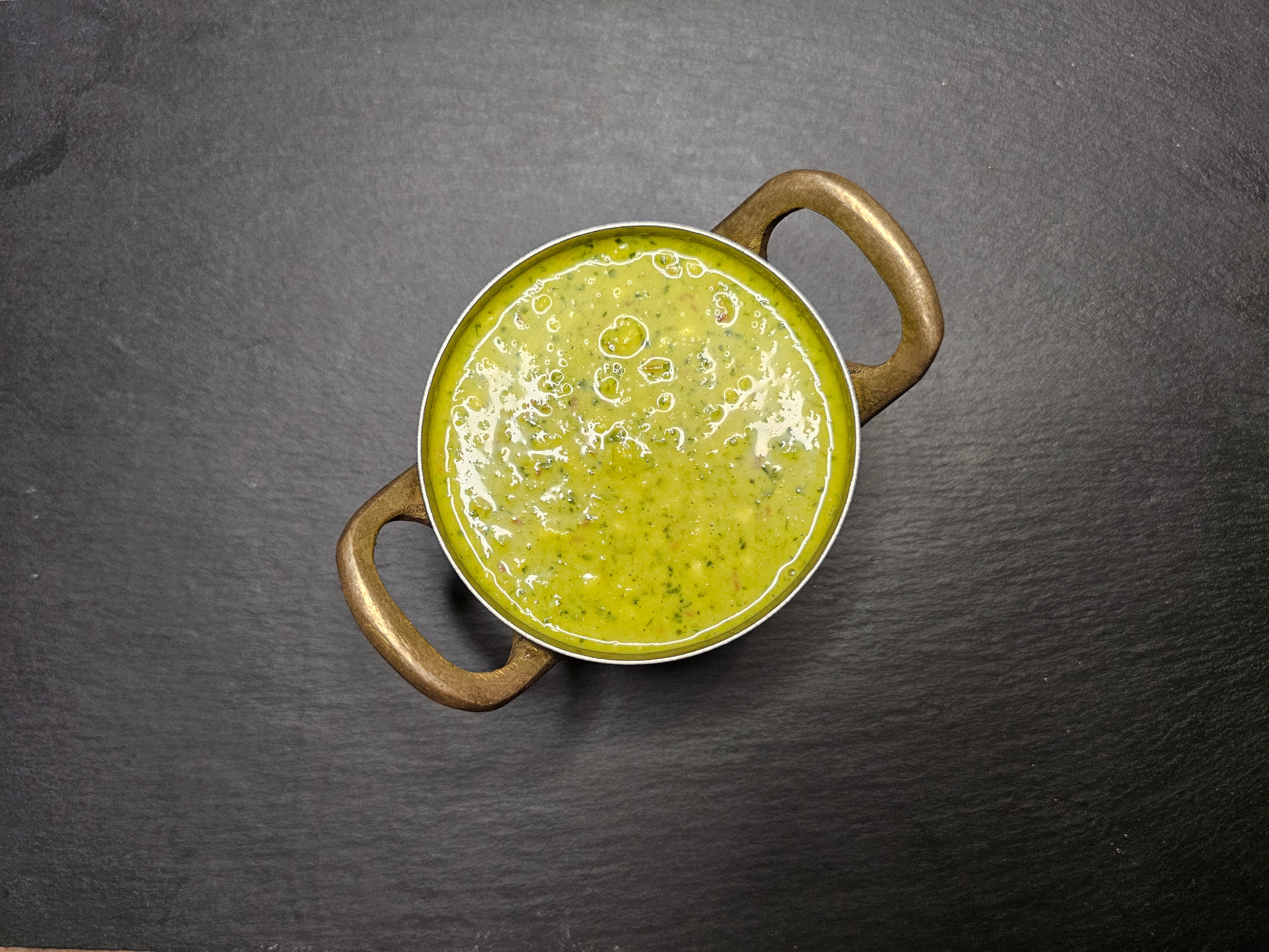 Fresh Coriander Chutney (Contains Nuts and Sugar)