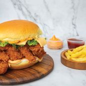 Dynamic Prawns Burger