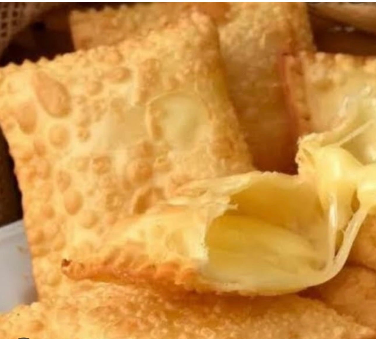 CHEDDAR CHEESE PASTEL - PASTEL DE QUEIJO