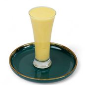 Avocado, Banana And Nuts Smoothie