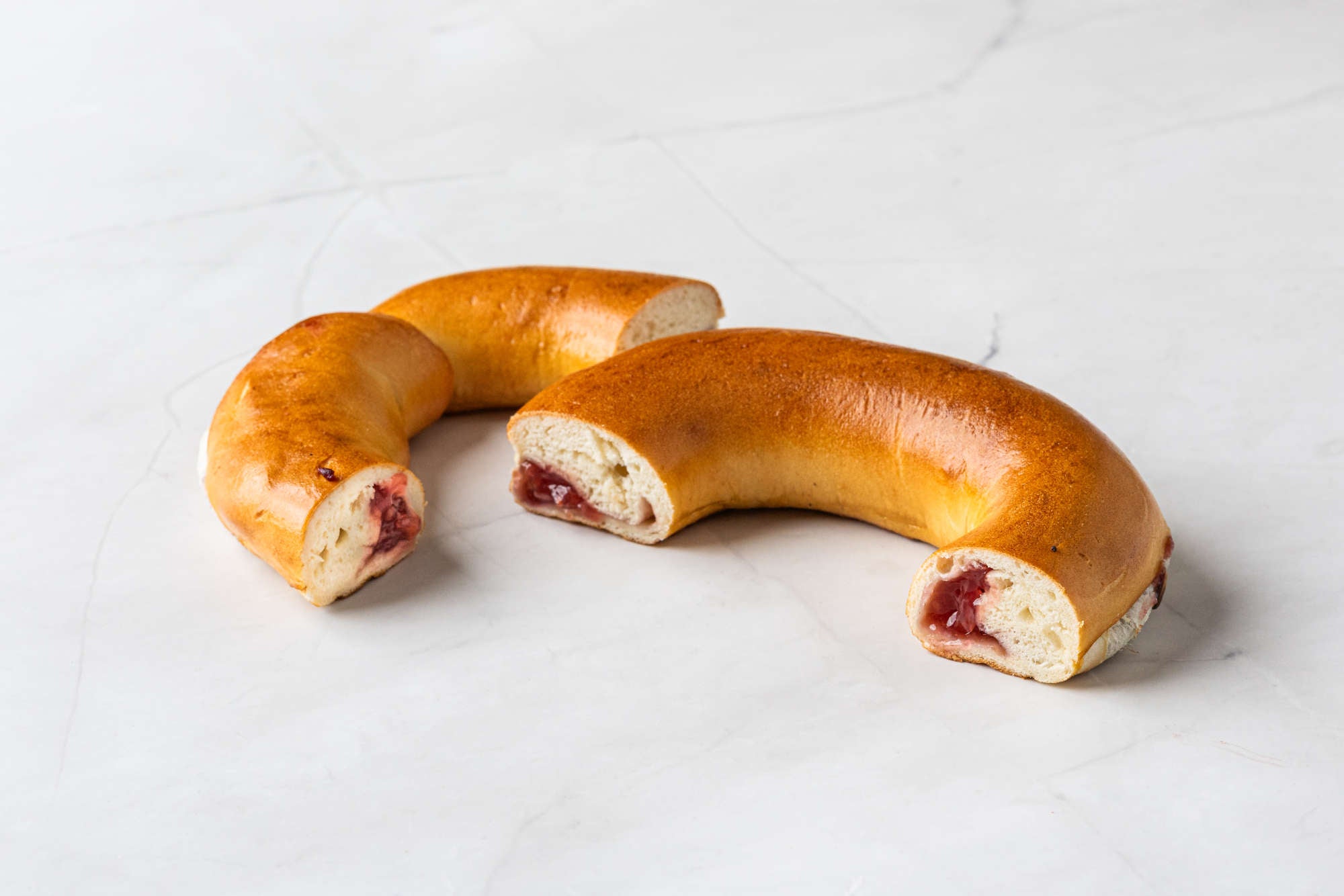 Pretzel with Raspberries