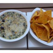 Warm Spinach And Artichoke Gratin Dip