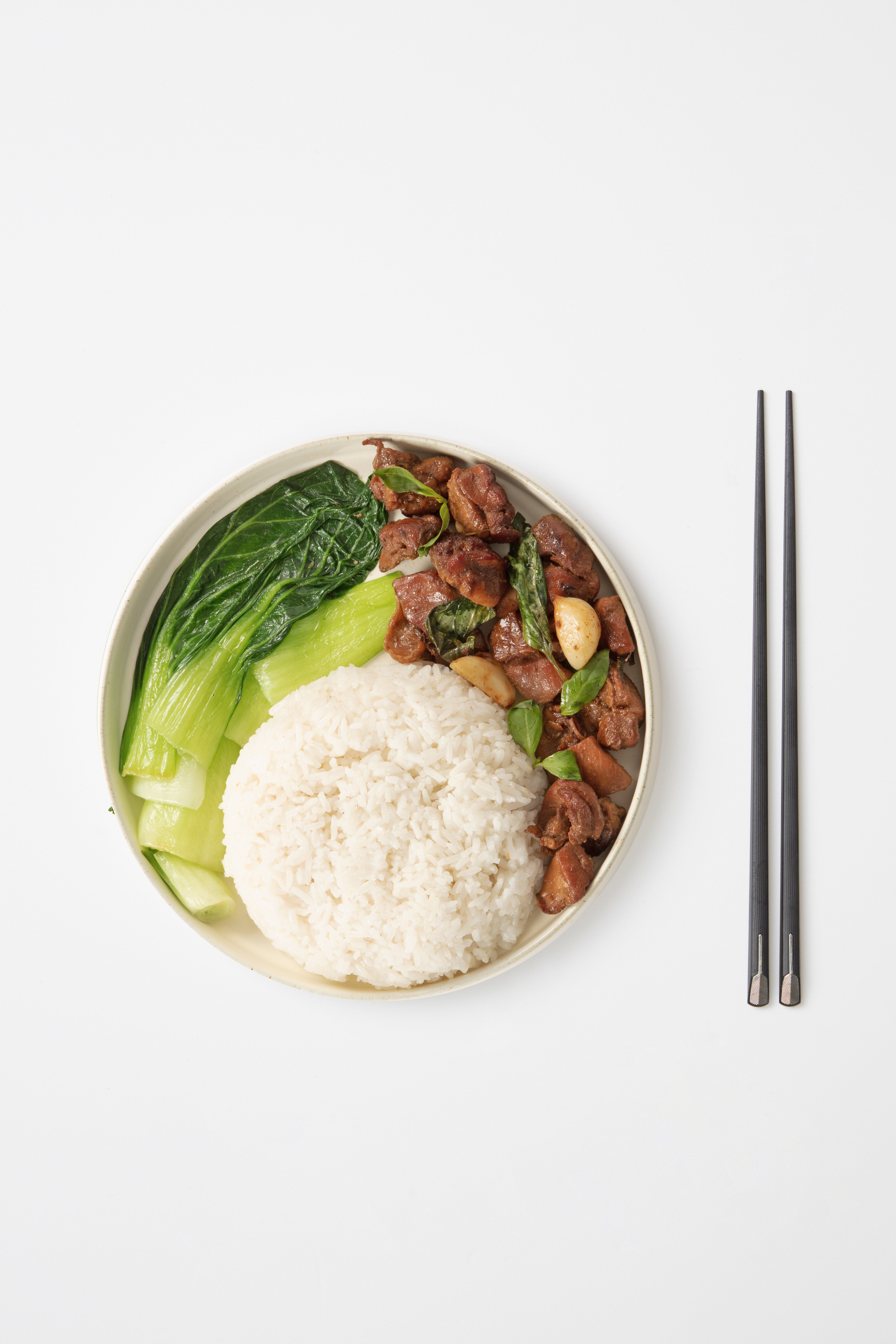 Taiwanese Three Cups Chicken 台式三杯鸡