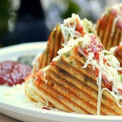 Cheesy Grilled Veggie Sandwich