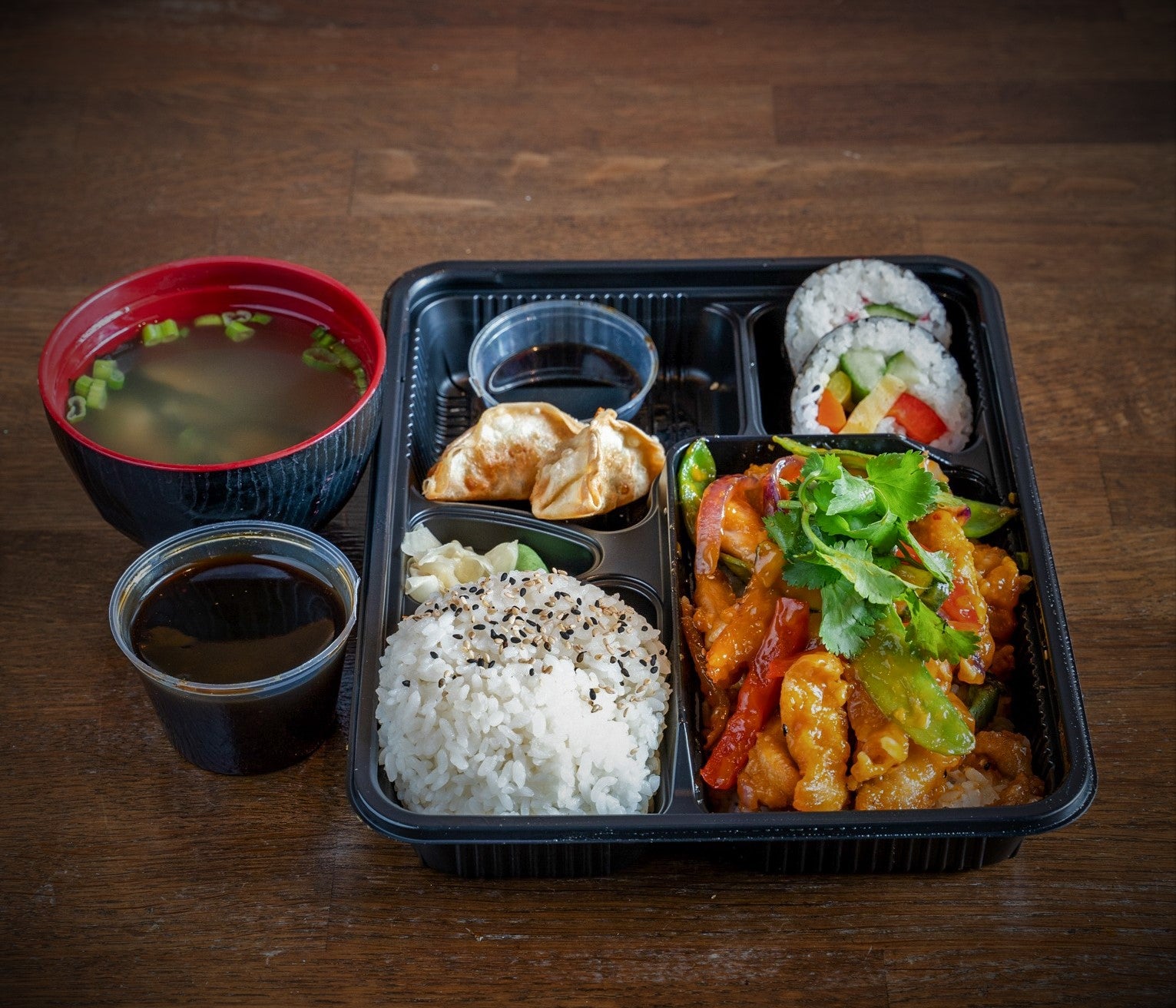 MANGO CHICKEN BENTO BOX
