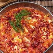 Menemen with cheese