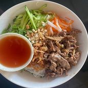 Bún Bò - Garlic Beef Bun