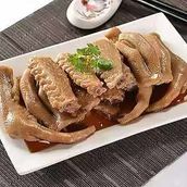 Braised Goose Feet And Wings卤水鹅掌翼