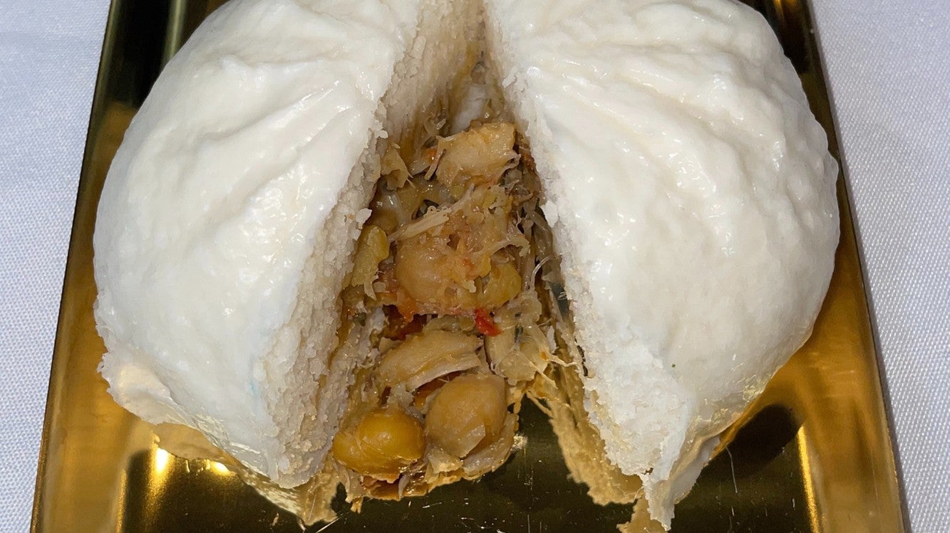 CODFISH & CHICKPEAS BAO