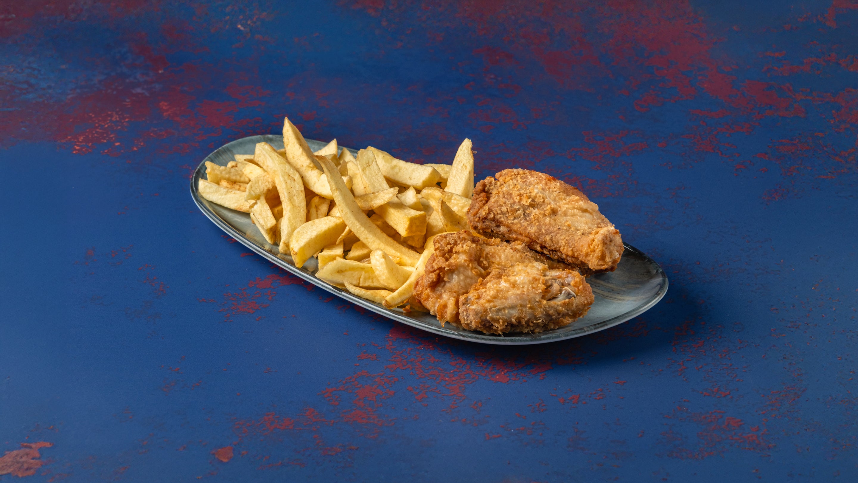 2 Pieces Southern Fried Chicken and Chips