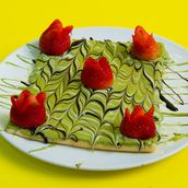 Pistachio crepe